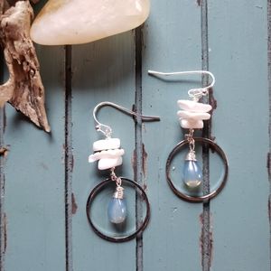 Boho Simple Czech Teardrop x Seashell Earrings